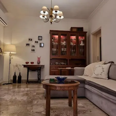Aeolus House Галаксиди