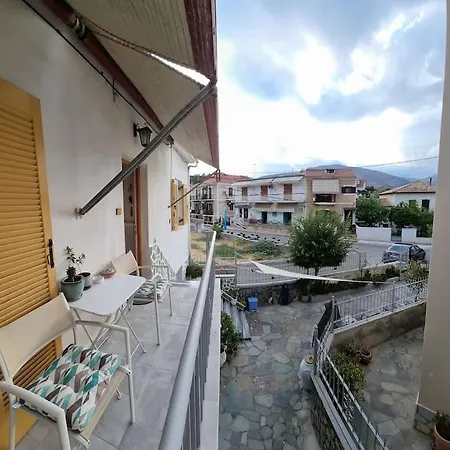 Апартаменты Aeolus House *